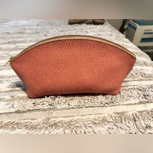 Portland Leather Flamingo travel case